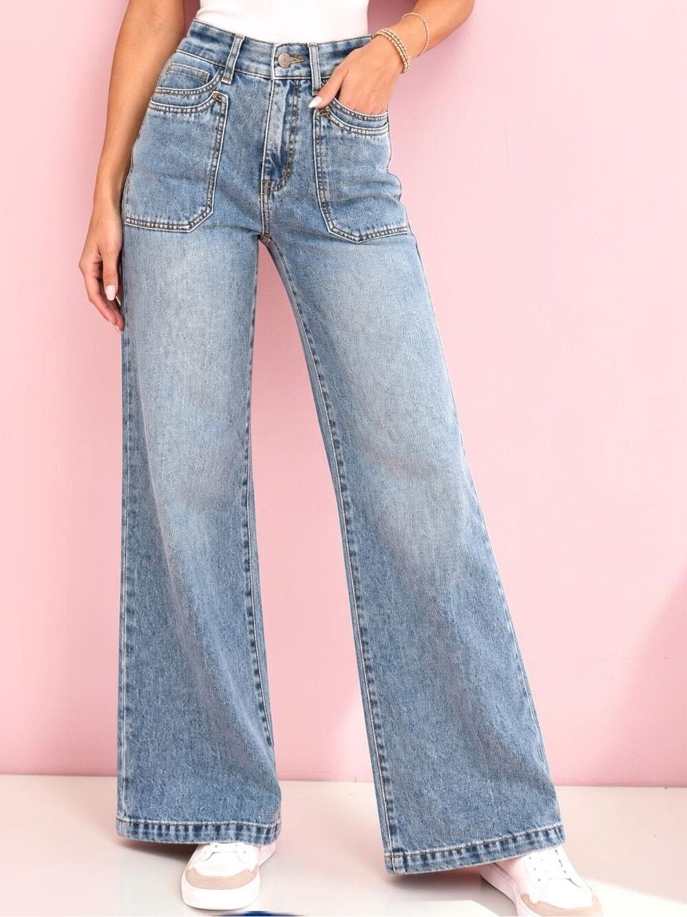 Saige Denim Tummy Control High Rise Wide Leg Jeans Patch Pocket Medium Wash NEW - Picture 2 of 8